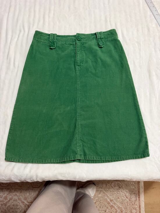 H&M Dresses & Skirts - H&M Corduroy Skirt Green Womens 8 Aline Below Knee Winter Fall Classic